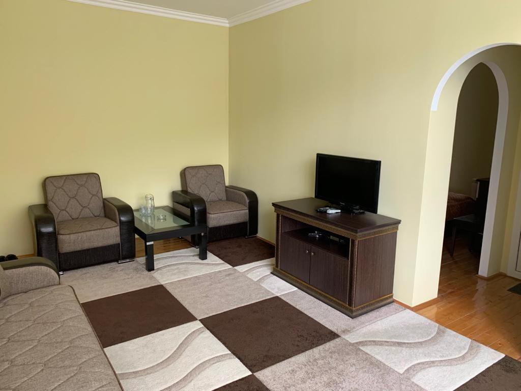 Sheki Avtovagzal Motel Exteriér fotografie